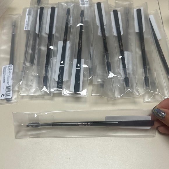 🆕 ANASTASIA BEVERLY HILLS Brow Freeze Dual-Ended Applicator - BRAND NEW! - Picture 6 of 9